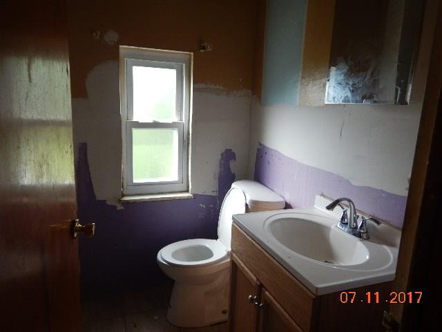 2047 Chalfant Street Wilkinsburg, PA 15221 - Photo 9 of 14