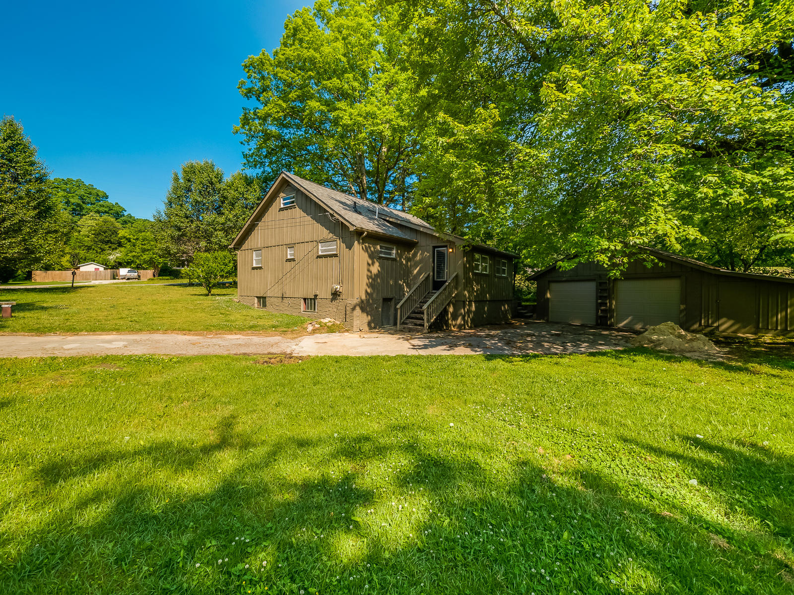 93 Middle Road Lookout Mountain, GA 30750 - Photo 22 of 24 93_MiddleRd-21