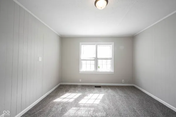 $1,450 | 270 South Lasalle Street, Indianapolis, IN 46201