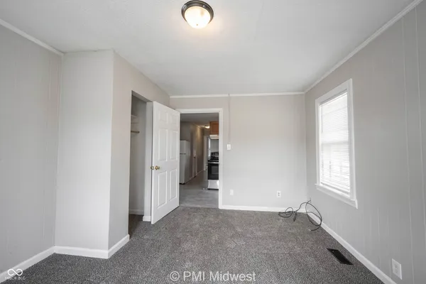 $1,450 | 270 South Lasalle Street, Indianapolis, IN 46201