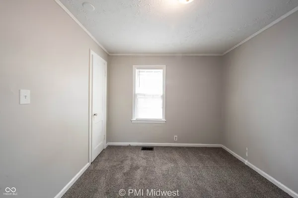 $1,450 | 270 South Lasalle Street, Indianapolis, IN 46201