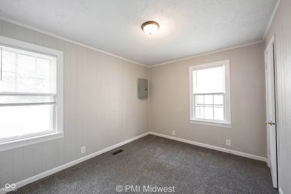 $1,450 | 270 South Lasalle Street, Indianapolis, IN 46201