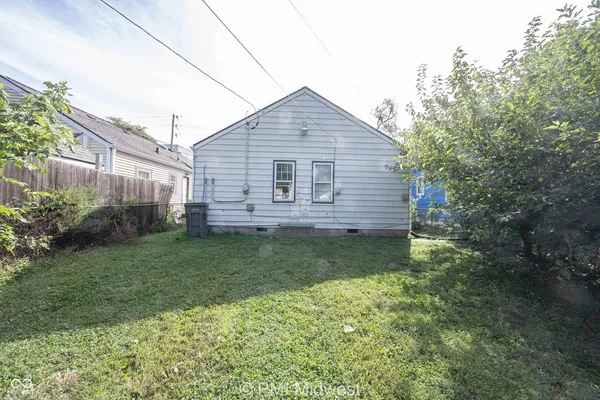 $1,450 | 270 South Lasalle Street, Indianapolis, IN 46201
