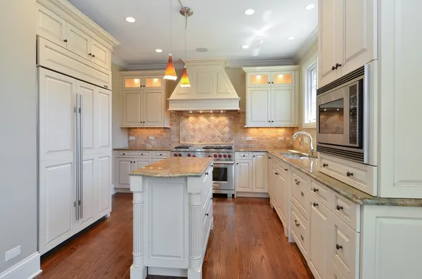 $11,000 | 123 Maple Avenue, Wilmette, IL 60091