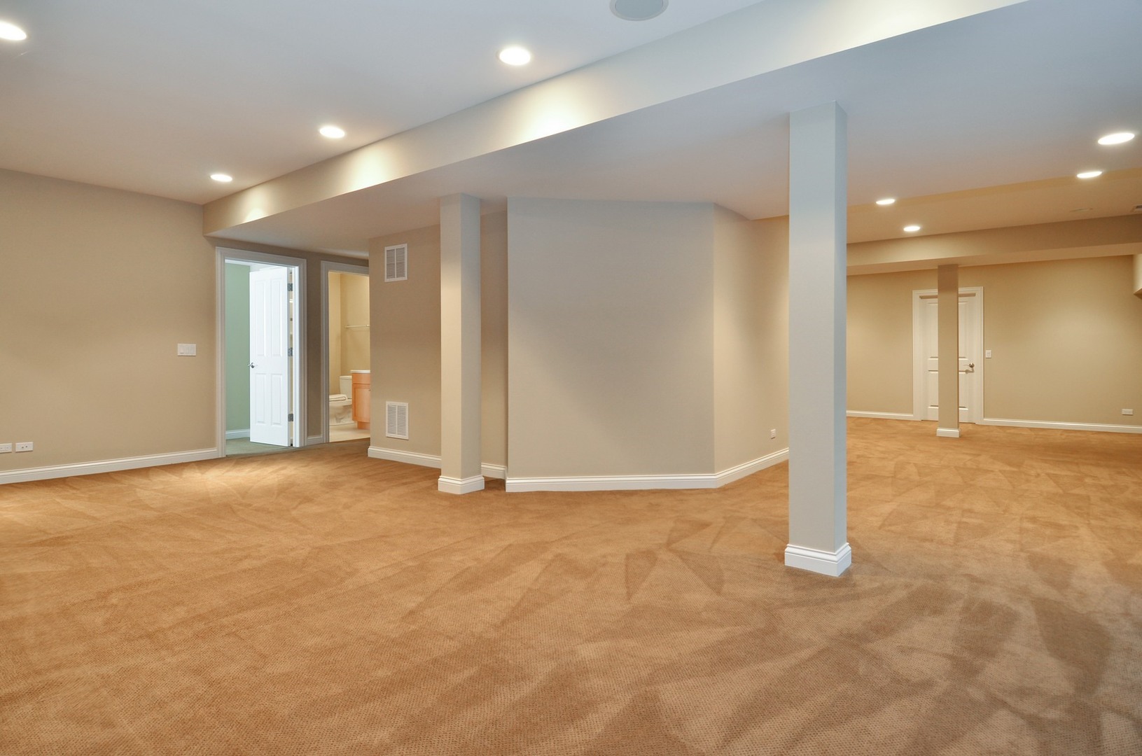 123 Maple Avenue Wilmette, IL 60091 - Photo 5 of 10