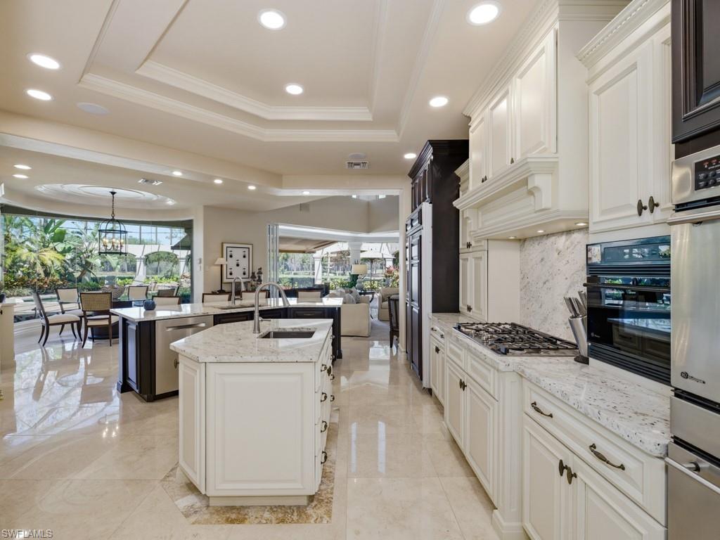16029 Trebbio Way Naples, FL 34110 - Photo 6 of 50 Premium Eat-in Kitchen