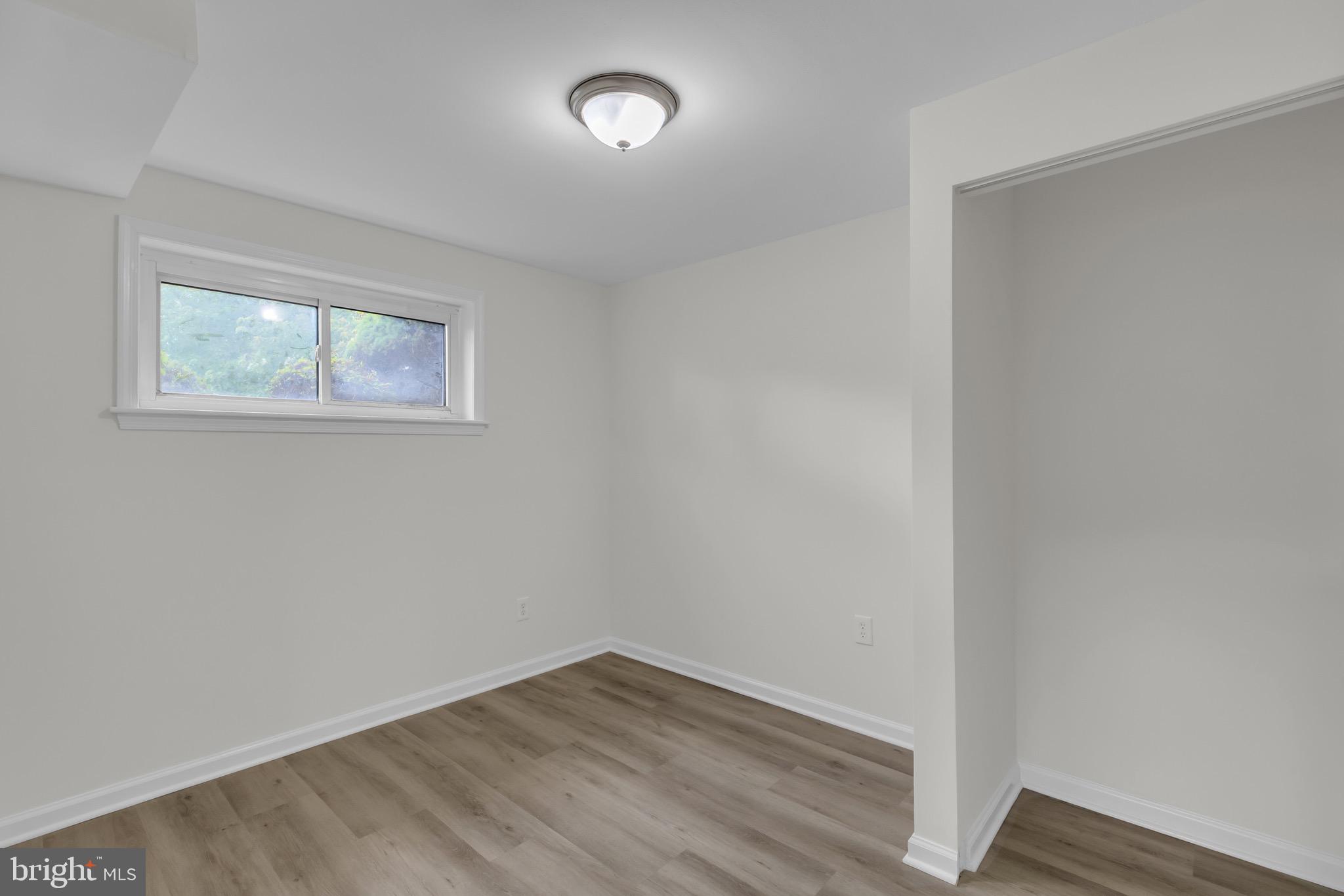 5907 Camberly Avenue Springfield, VA 22150 - Photo 28 of 37