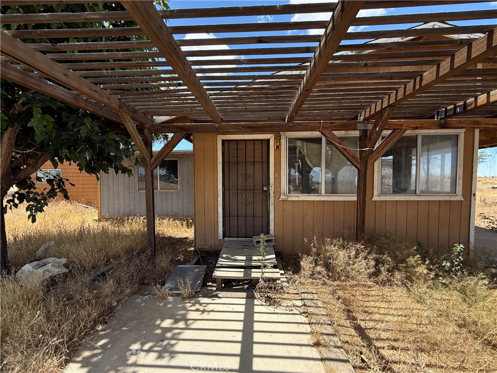 11744 Wagon Wheel Road Phelan, CA 92371 - Photo 10 of 26