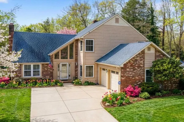 $635,000 | 13 Somers Avenue, Ocean View, NJ 08230