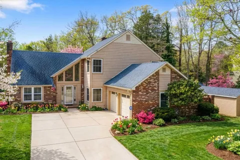 $635,000 | 13 Somers Avenue, Ocean View, NJ 08230