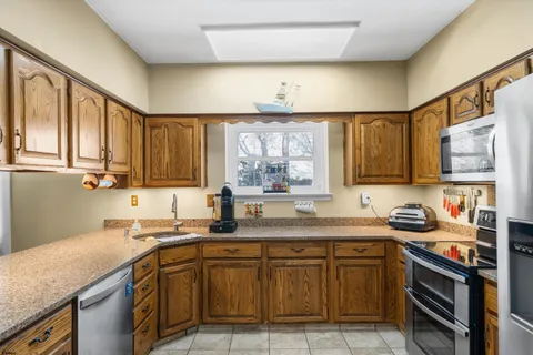 $699,999 | 13 Somers Avenue, Ocean View, NJ 08230