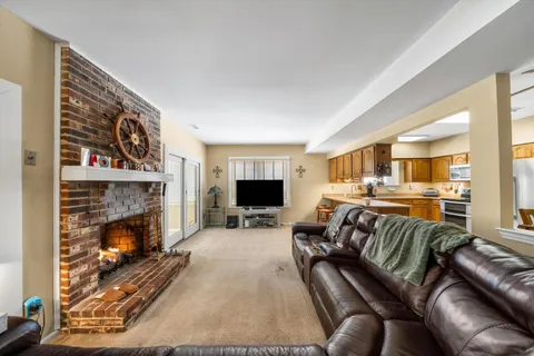 $699,999 | 13 Somers Avenue, Ocean View, NJ 08230