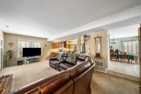 $699,999 | 13 Somers Avenue, Ocean View, NJ 08230