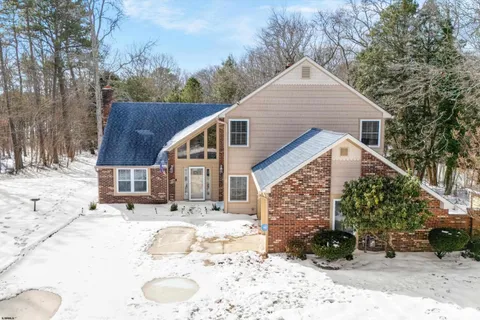 $699,999 | 13 Somers Avenue, Ocean View, NJ 08230