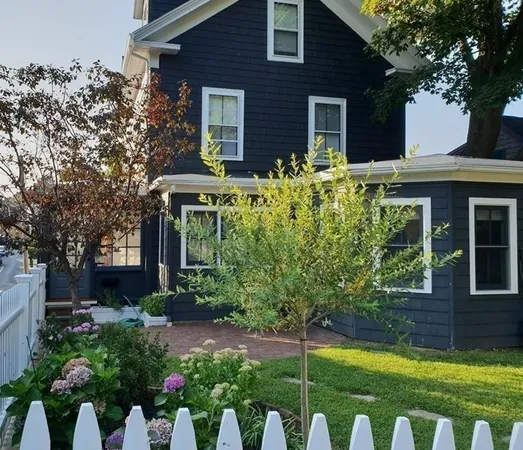 $6,500 | 16 Pickett Street, Marblehead, MA 01945