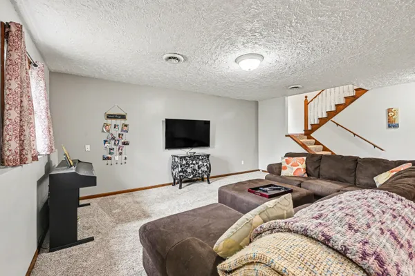 $274,900 | 17294 Mackinaw, Three Rivers, MI 49093