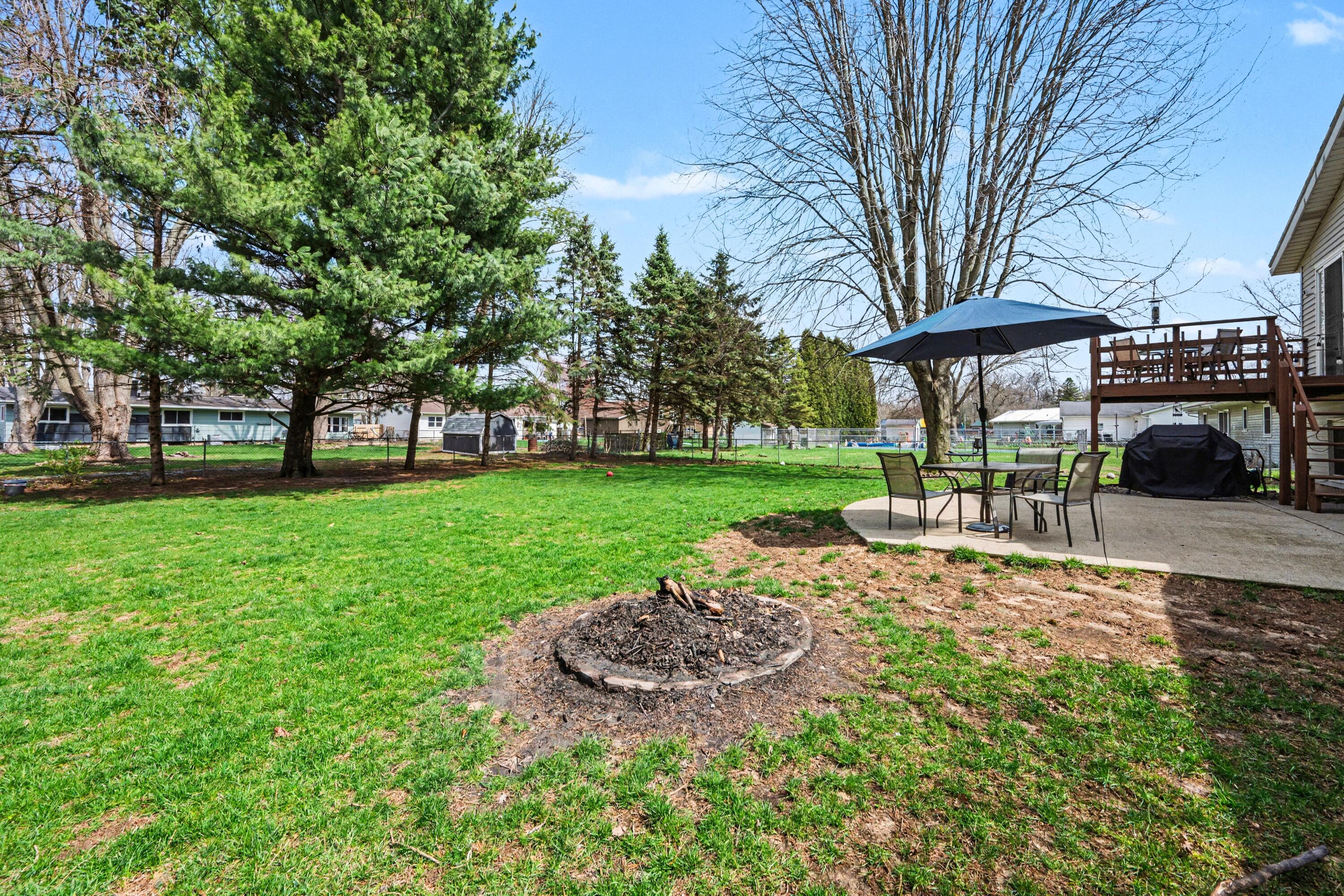 17294 Mackinaw Three Rivers, MI 49093 - Photo 22 of 25 023_file_3984