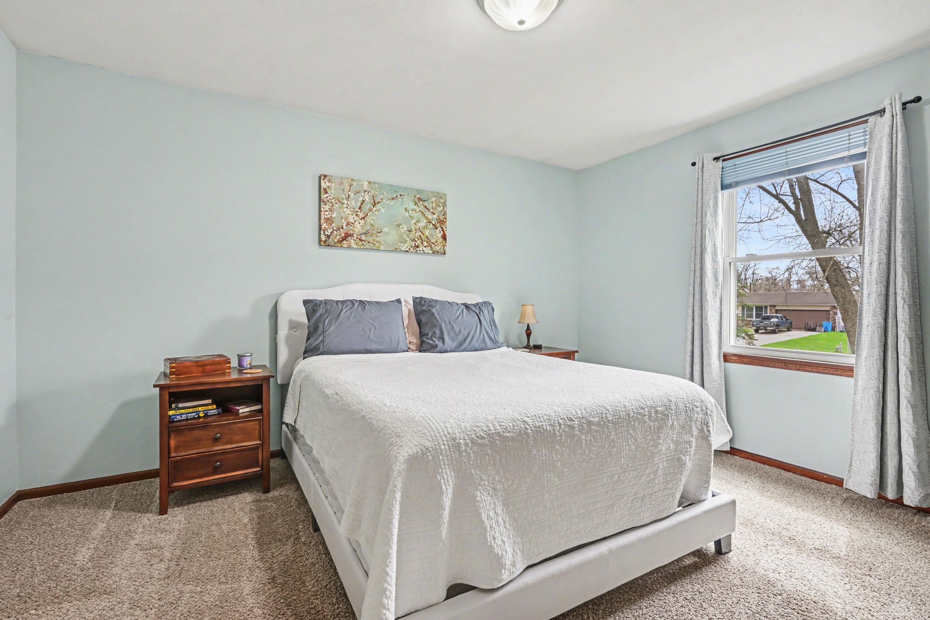 17294 Mackinaw Three Rivers, MI 49093 - Photo 9 of 25 018_file_1158