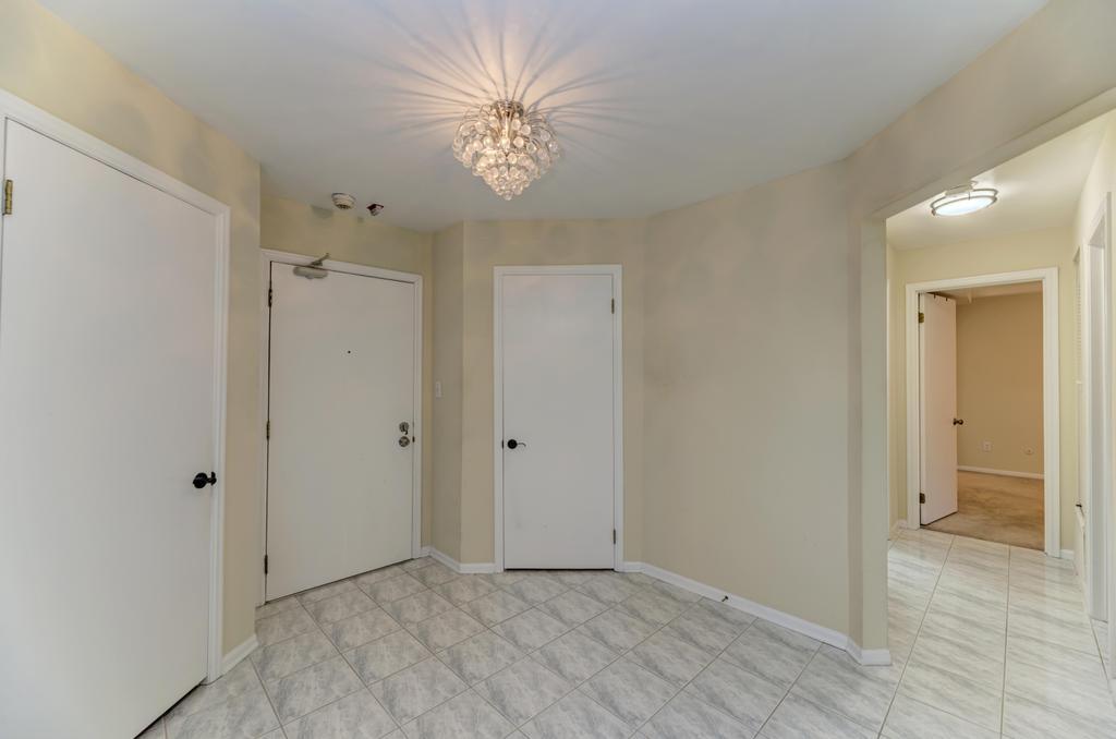 100 Lake Boulevard, Unit 603 Buffalo Grove, IL 60089 - Photo 12 of 47