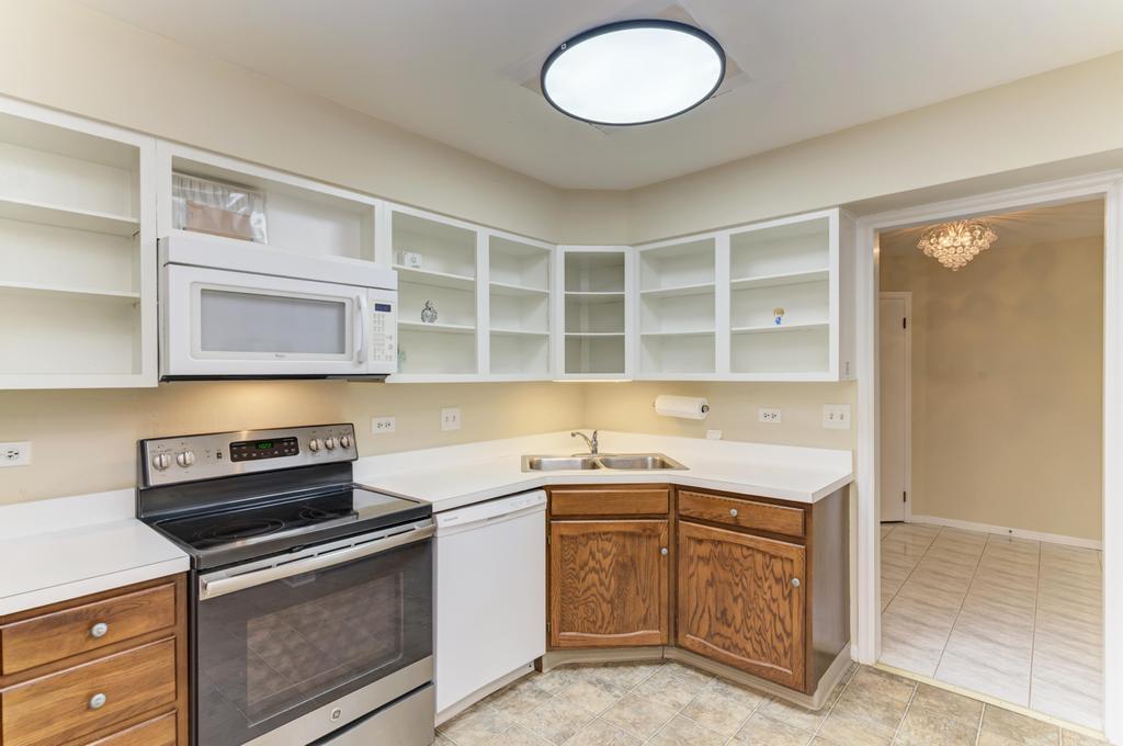 100 Lake Boulevard, Unit 603 Buffalo Grove, IL 60089 - Photo 16 of 47