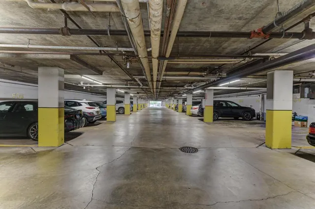 $249,000 | 100 Lake Boulevard, Unit 603, Buffalo Grove, IL 60089