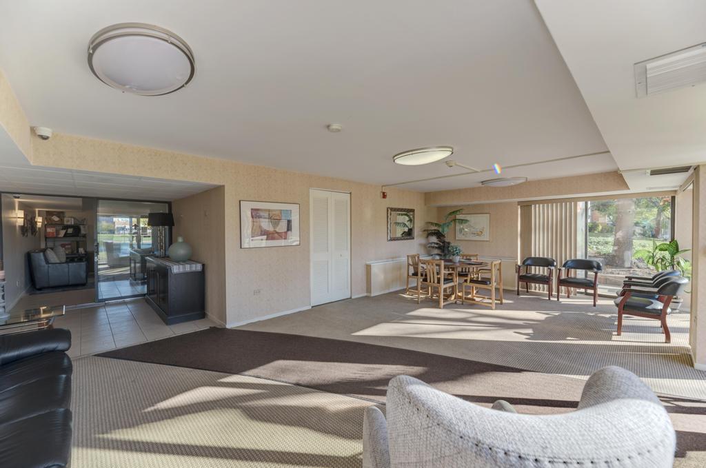 100 Lake Boulevard, Unit 603 Buffalo Grove, IL 60089 - Photo 8 of 47