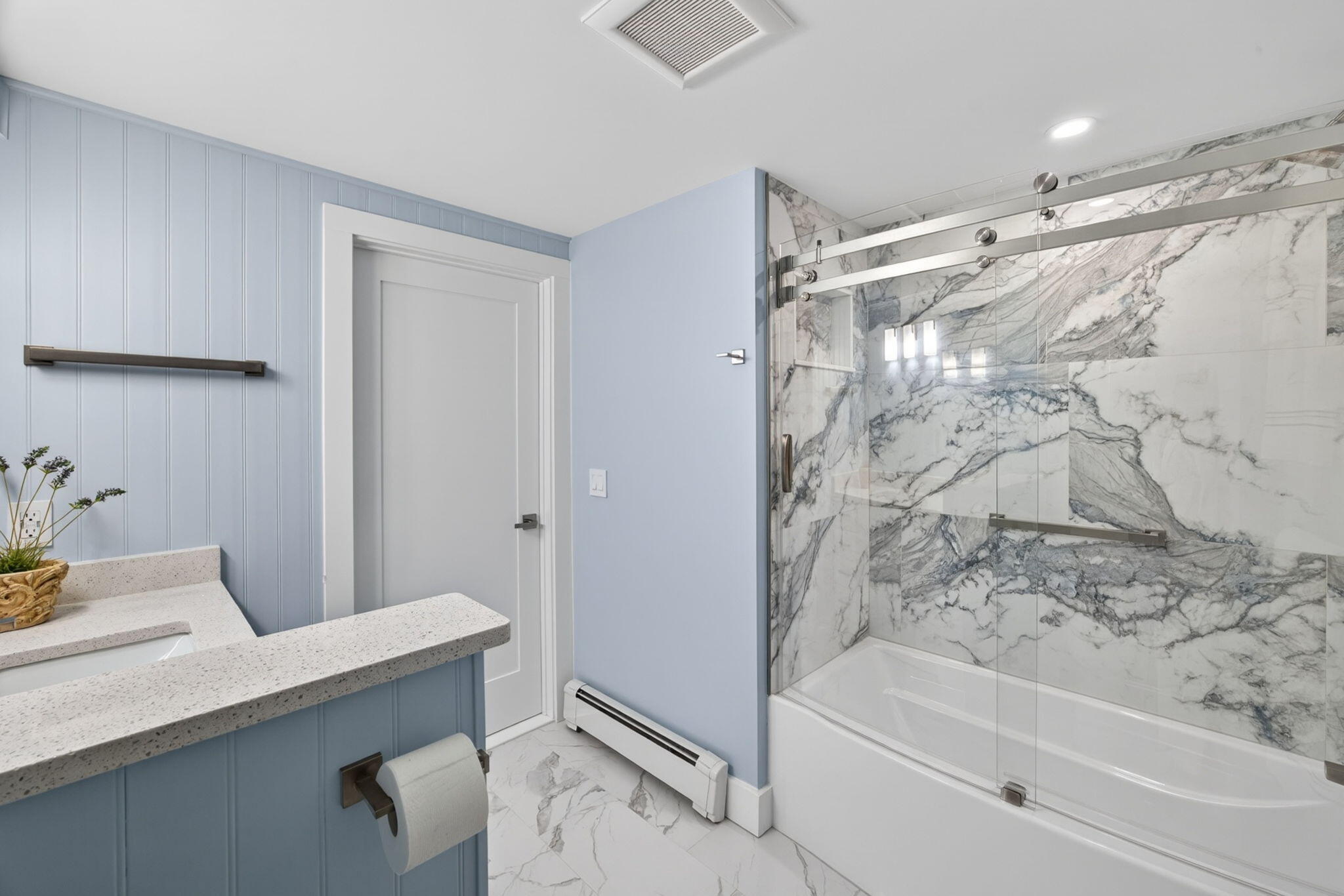 28 Chipman Road Sandwich, MA 02563 - Photo 31 of 46 a bathroom with a bathtub and a shower