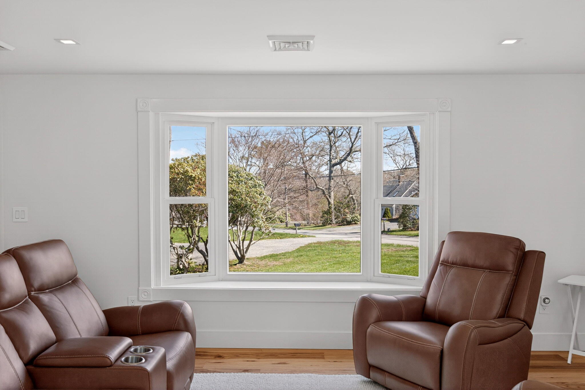 28 Chipman Road Sandwich, MA 02563 - Photo 5 of 40 Bow Window