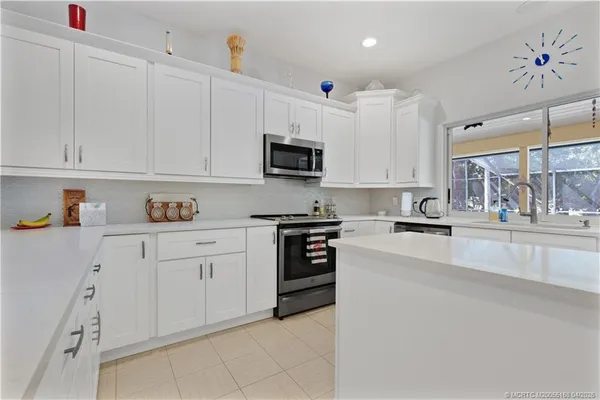 $760,000 | 6221 Southwest Thistle Terrace, Palm City, FL 34990