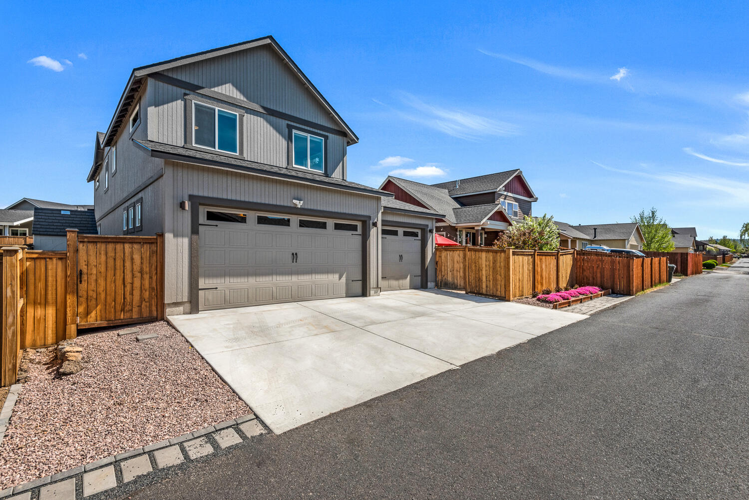 20709 Kilbourne Loop Bend, OR 97701 - Photo 25 of 35 Alley-entry 3-car Garage