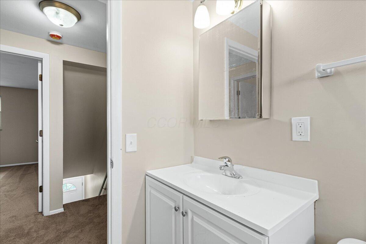 699 Hillsdowne Road, Unit AD Westerville, OH 43081 - Photo 16 of 24