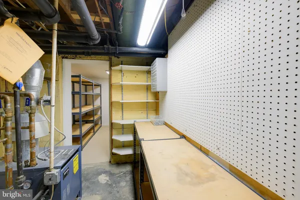 $6,995 | 5717 Chevy Chase Parkway Northwest, Washington, DC 20015