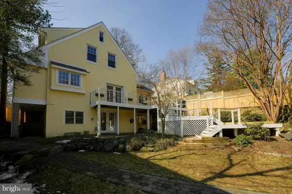 $6,995 | 5717 Chevy Chase Parkway Northwest, Washington, DC 20015