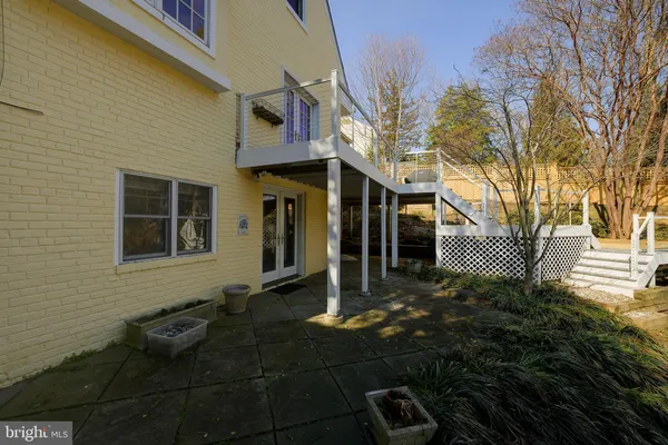 $6,995 | 5717 Chevy Chase Parkway Northwest, Washington, DC 20015