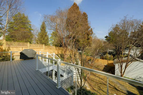 $6,995 | 5717 Chevy Chase Parkway Northwest, Washington, DC 20015