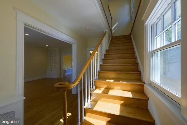 $6,995 | 5717 Chevy Chase Parkway Northwest, Washington, DC 20015