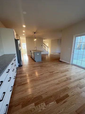 $925,000 | 110 Laurel Road, Unit 31, Hooksett, NH 03106