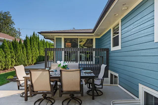 $977,300 | 10 Roxbury Road, Madison, WI 53704