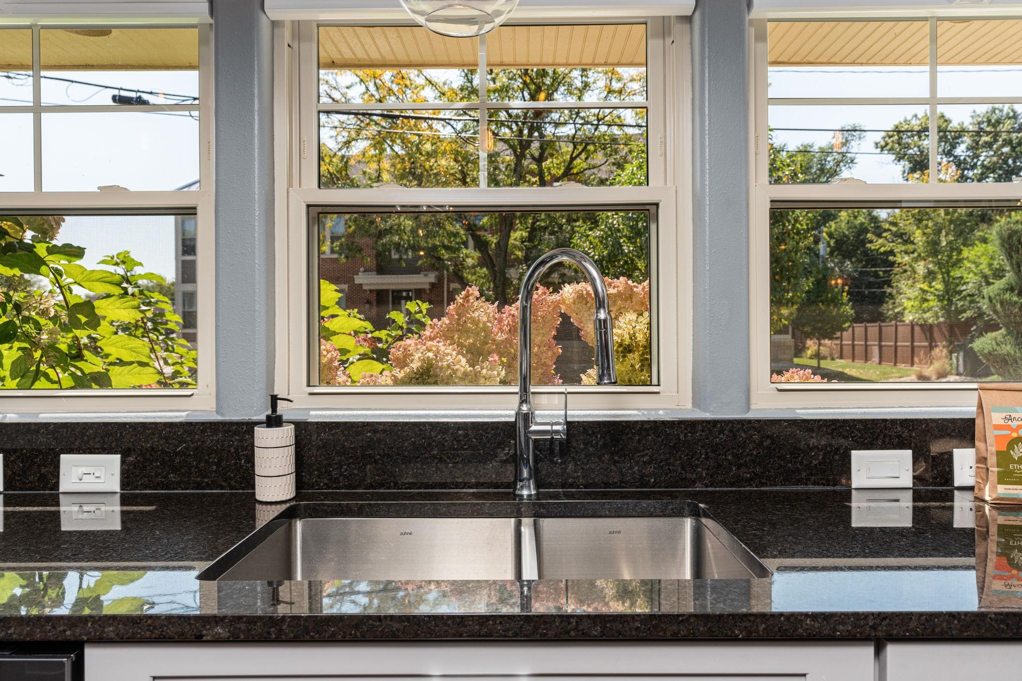 10 Roxbury Road Madison, WI 53704 - Photo 26 of 68