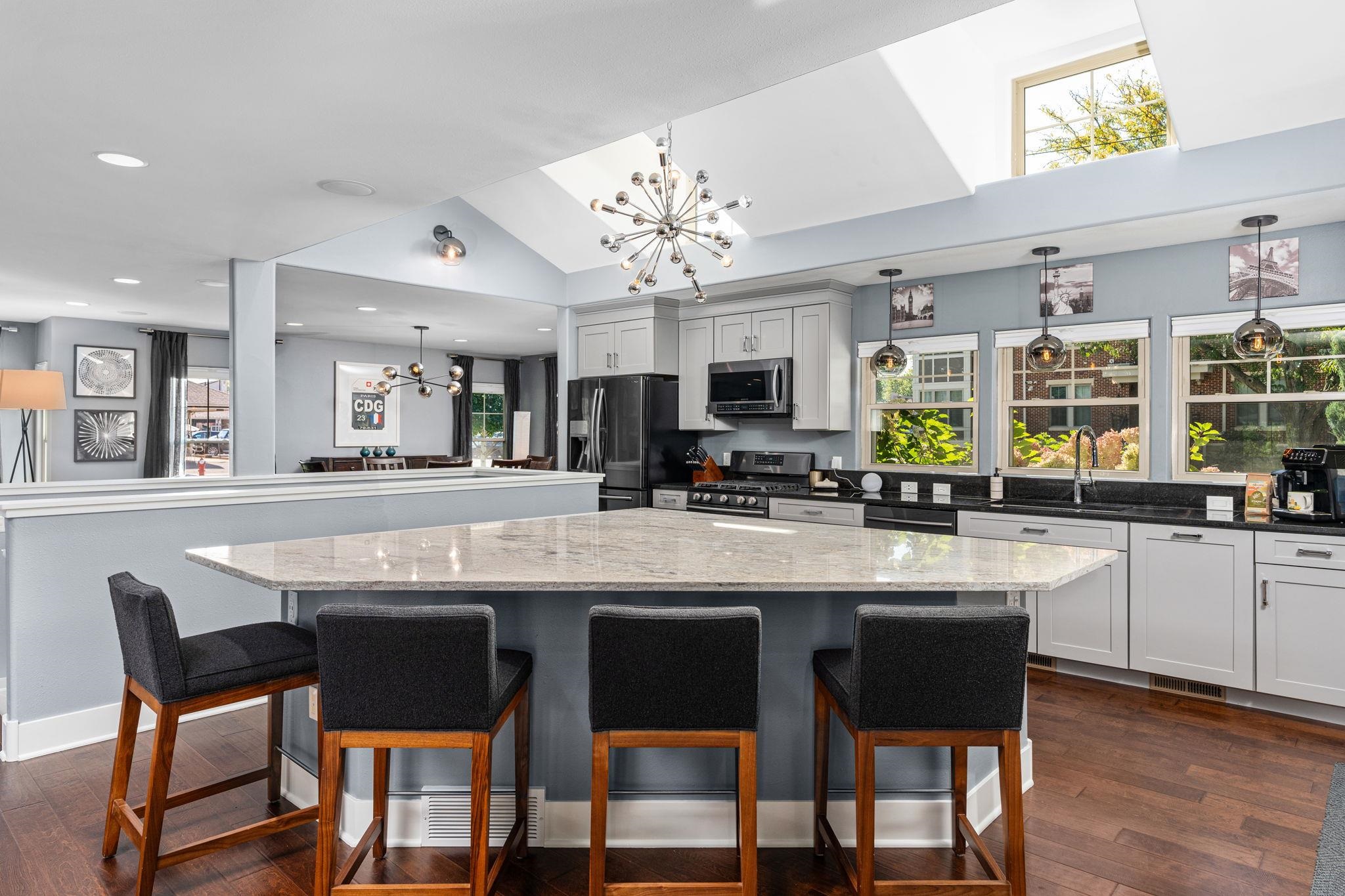 10 Roxbury Road Madison, WI 53704 - Photo 27 of 68