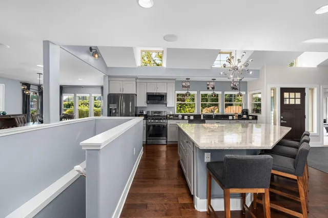 $977,300 | 10 Roxbury Road, Madison, WI 53704