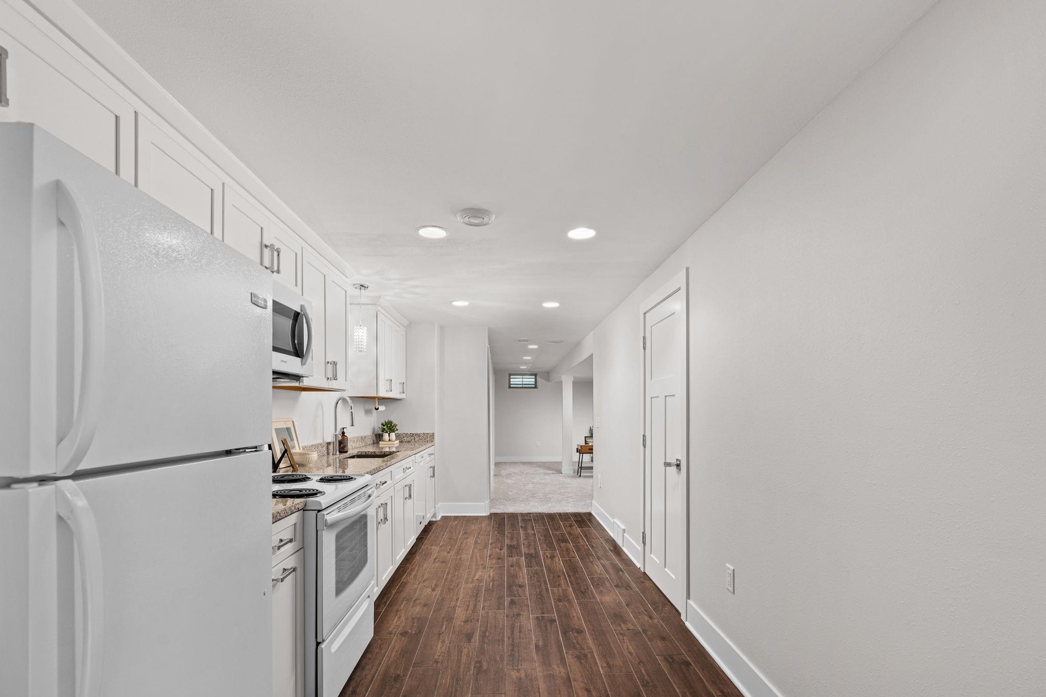 10 Roxbury Road Madison, WI 53704 - Photo 52 of 68