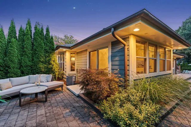 $977,300 | 10 Roxbury Road, Madison, WI 53704