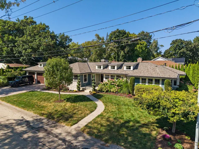 $977,300 | 10 Roxbury Road, Madison, WI 53704