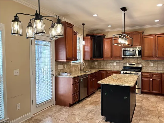 $519,900 | 5019 Peppertree Road, Clemmons, NC 27012