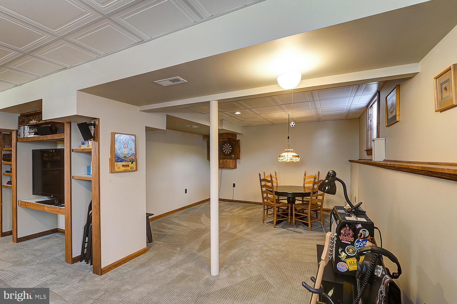 50 Pierce Road East Windsor, NJ 08520 - Photo 35 of 49