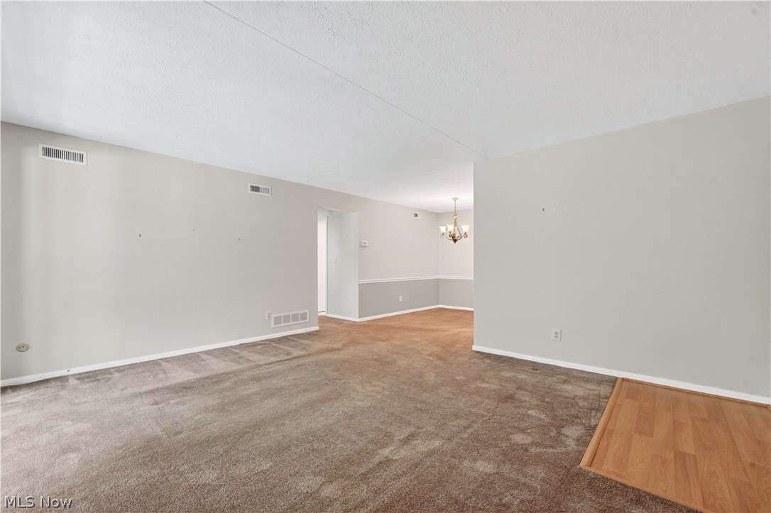 22936 Mastick Road, Unit 101 Cleveland, OH 44126 - Photo 5 of 27
