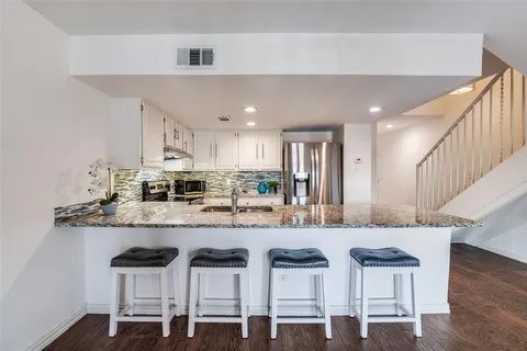 $248,000 | 438 Yacht Club Drive, Unit F, Rockwall, TX 75032