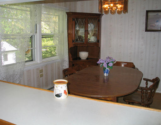 37 Ridgewood Road Worcester, MA 01606 - Photo 10 of 20 Gallery Image 10