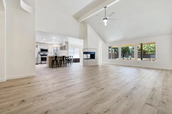 $549,900 | 8875 North Woodrow Avenue, Fresno, CA 93720